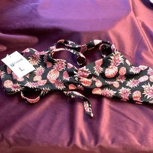 Nwt large fused bikini top with pink pinapples